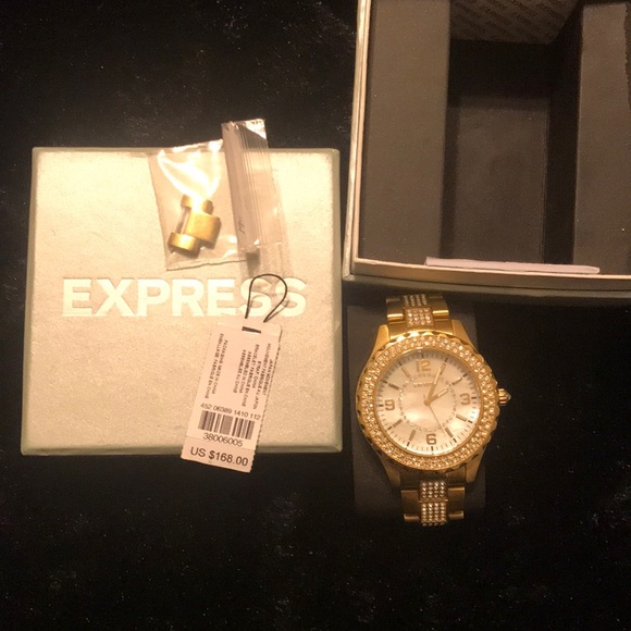Express Gold Watch - Picture 3 of 4